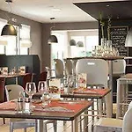 Hotel Campanile Rouen Est - Saint Pierre 3*