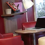 Campanile Rouen Est - Saint Pierre Hotel 3*