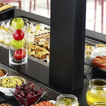 Hotel Campanile Rouen Est - Saint Pierre Franqueville-Saint-Pierre