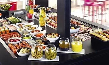 Campanile Rouen Est - Saint Pierre Hotel Franqueville-Saint-Pierre