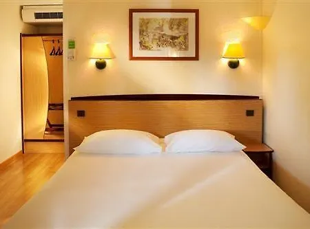 Hotell Campanile Rouen Est - Saint Pierre 3*